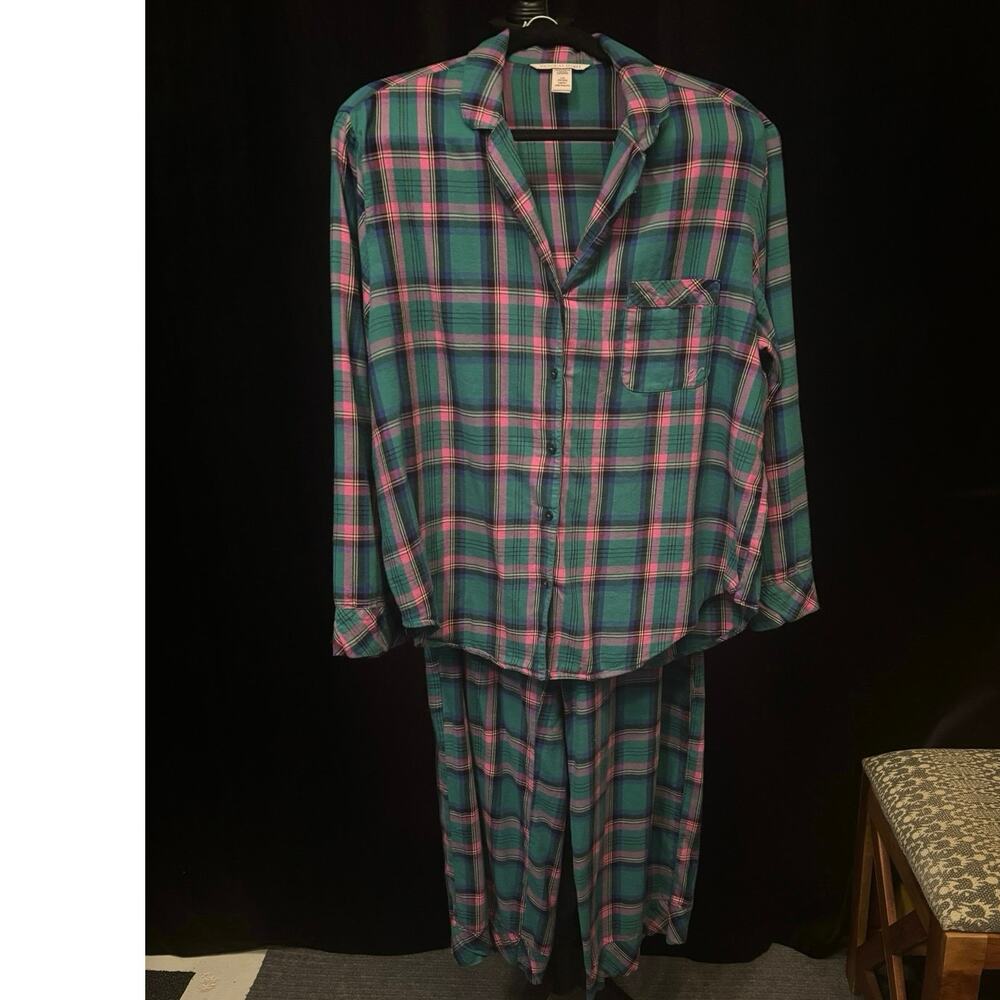 Victoria’s Secret Flannel Plaid Pajama Set Women’s Size Large